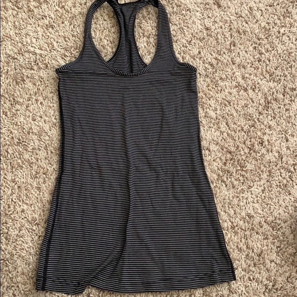 Lululemon tank